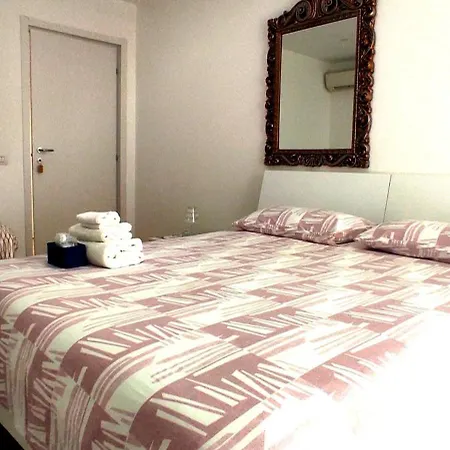 Casetta Ggg Apartman SantʼEufemia Lamezia